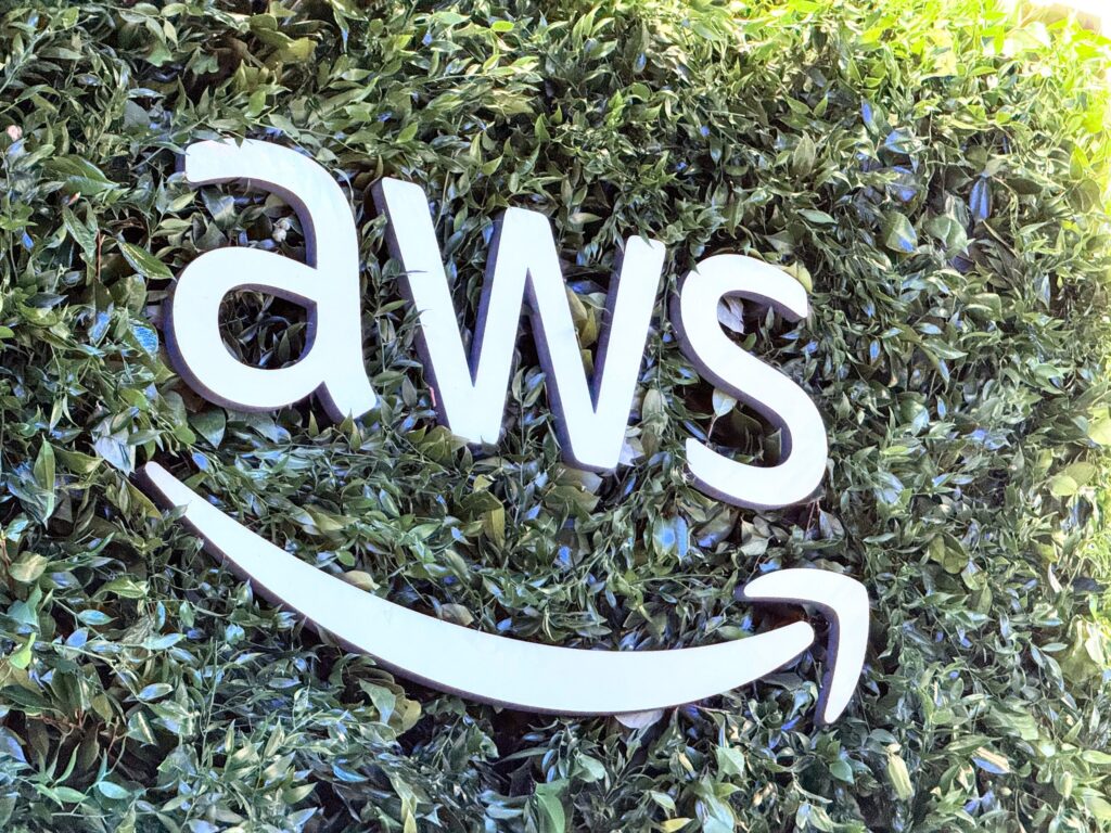 AWS wants to register your AI agents