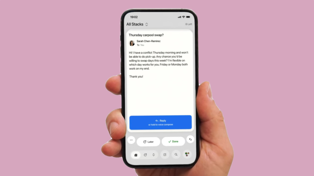 Avec's Tinder-styled email app allows you to swipe through your inbox