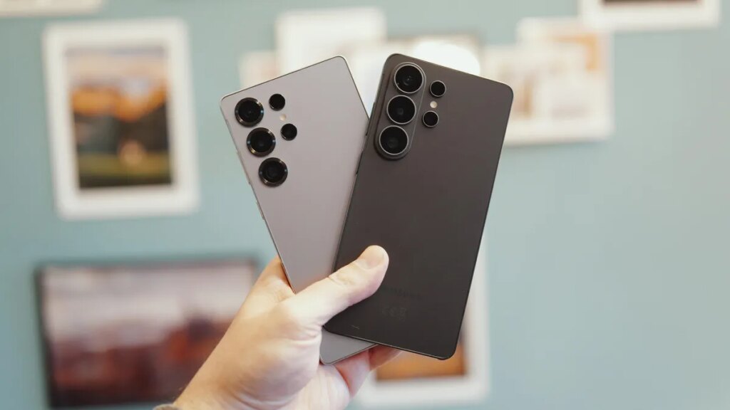 Image of two Samsung phones being held