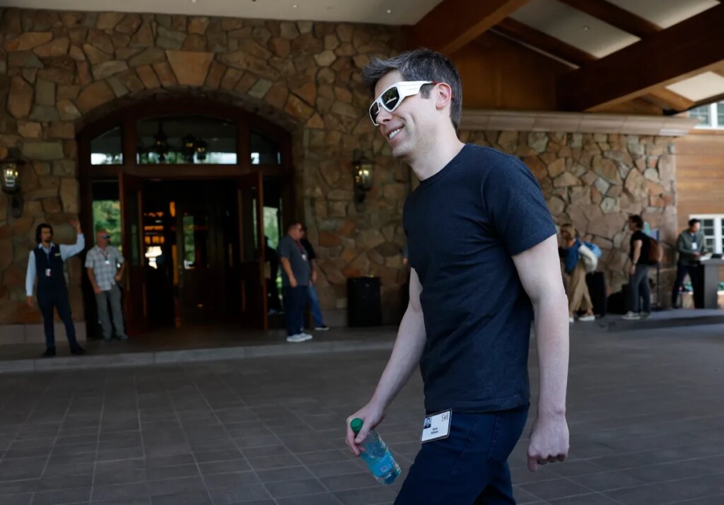 Sam Altman's project World looks to scale its human verification empire. First stop: Tinder.