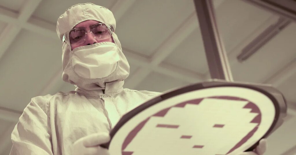 The Ridiculously Nerdy Intel Bet That Could Rake in Billions