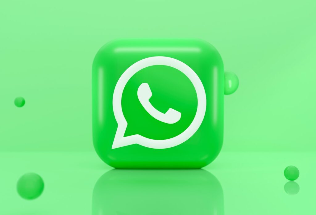 WhatsApp Tests Status Updates Integration In Chats Tab